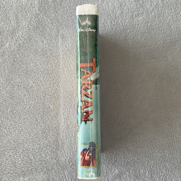 Walt Disney’s Tarzan VHS - Picture 3 of 4